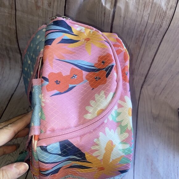 Matilda Jane Women’s Everything Packed Cooler Backpack Pink Blue Floral - Picture 13 of 13